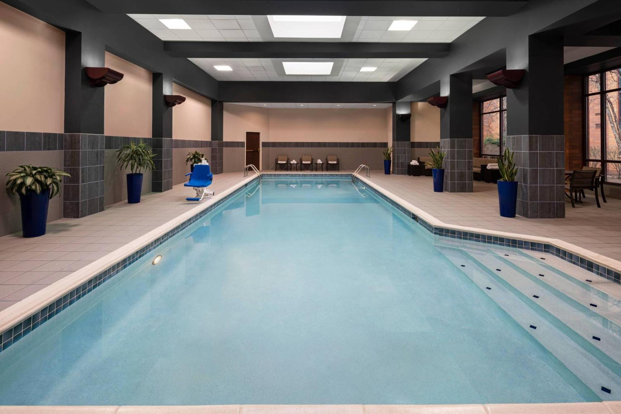 Pittsburgh Marriott North Hotel Cranberry Township Eksteriør billede